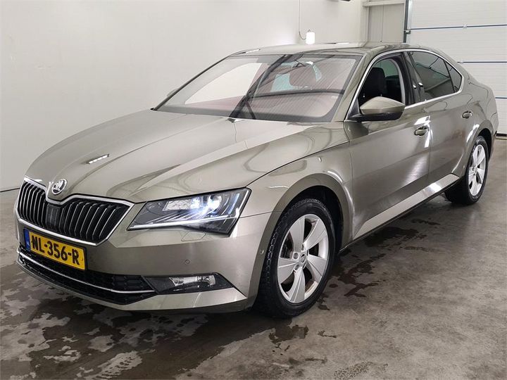 SKODA SUPERB 2017 tmbah9np8h7531814