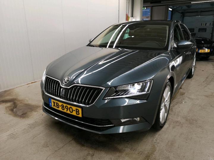 SKODA SUPERB 2018 tmbah9np9k7030678