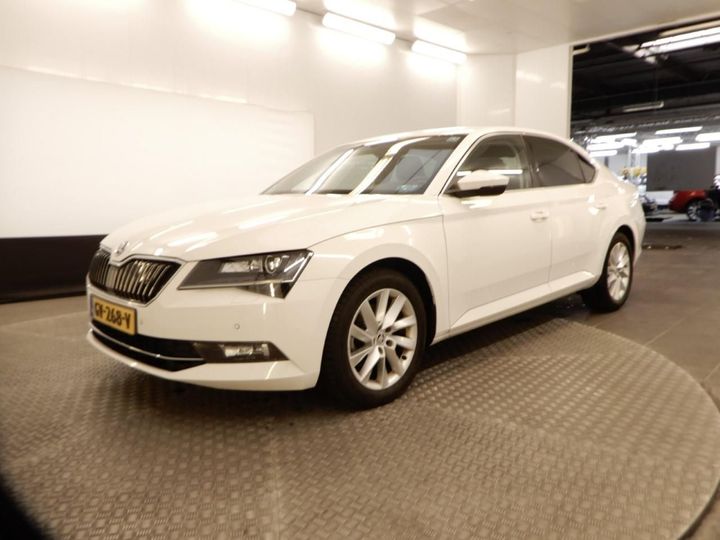 SKODA SUPERB 2015 tmbah9npxg7014898