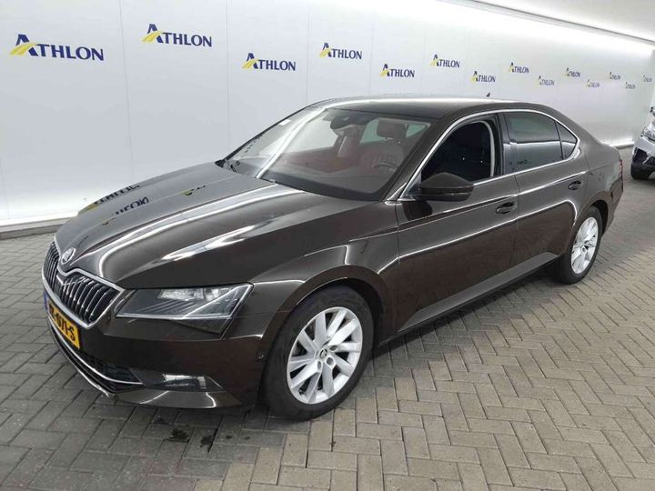 SKODA SUPERB 2019 tmbah9npxk7040832