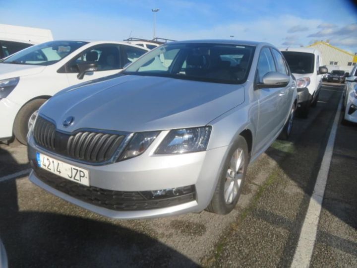 SKODA OCTAVIA 2017 tmbaj7ne0j0069013