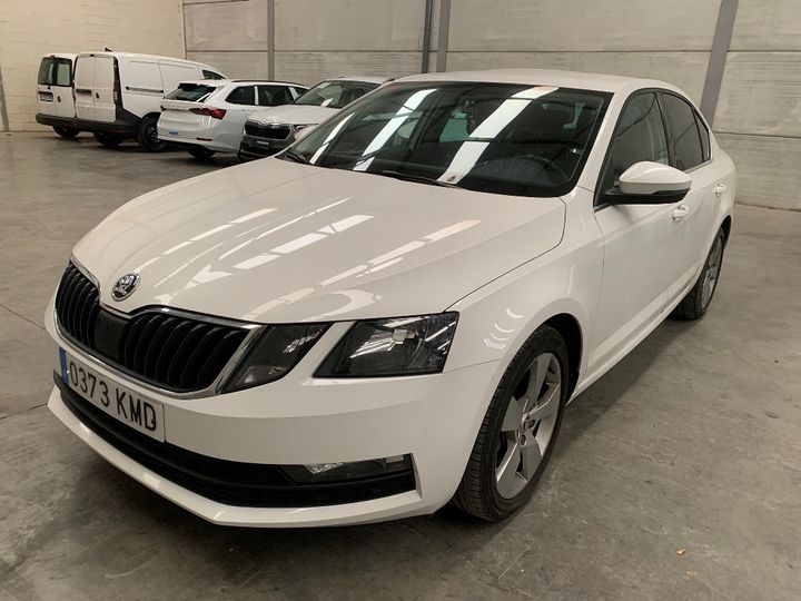 SKODA OCTAVIA 2018 tmbaj7ne0j0345500