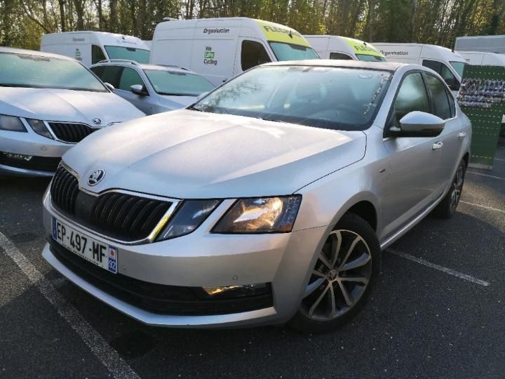 SKODA OCTAVIA 2017 tmbaj7ne2j0079221