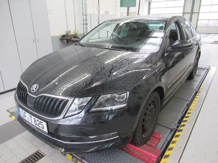 SKODA OCTAVIA 2018 tmbaj7ne2j0293447