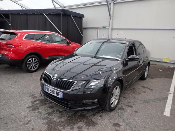 SKODA OCTAVIA 2019 tmbaj7ne2k0038167