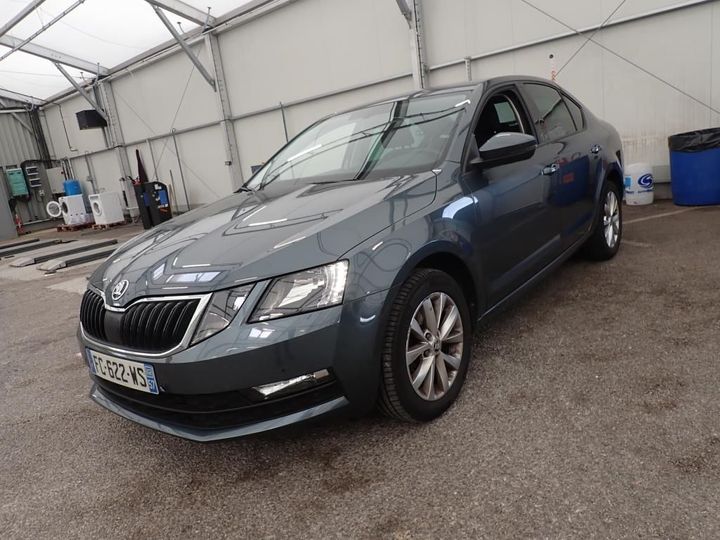 SKODA OCTAVIA 2018 tmbaj7ne2k0095050