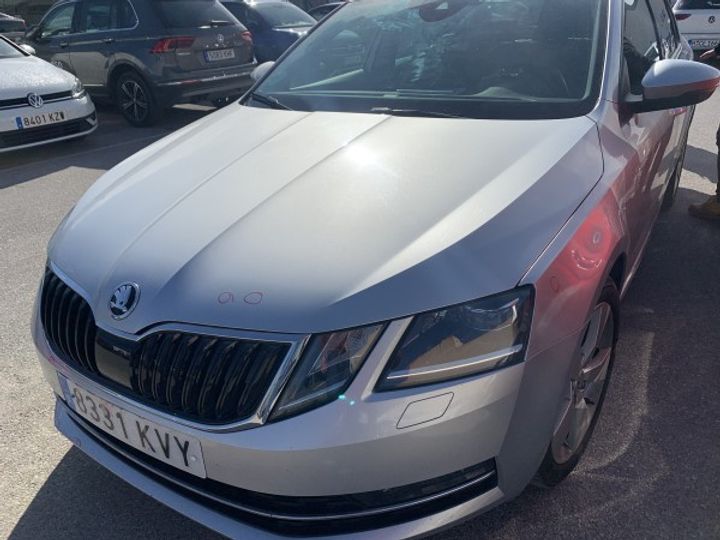 SKODA OCTAVIA 2019 tmbaj7ne3k0165851