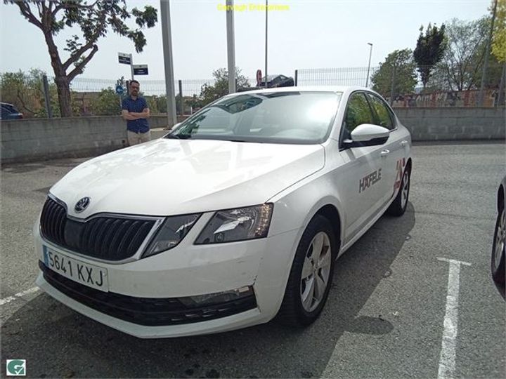 SKODA OCTAVIA 2019 tmbaj7ne4k0218878