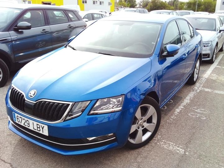 SKODA OCTAVIA 2019 tmbaj7ne7l0042071