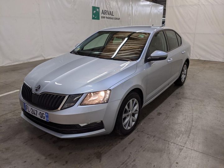 SKODA OCTAVIA 2019 tmbaj7ne8l0043486