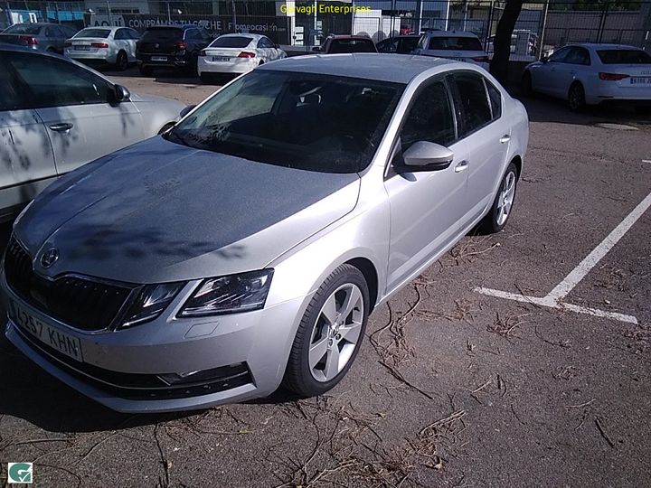 SKODA OCTAVIA 2018 tmbaj7nexj0251124