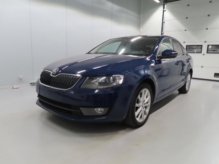 SKODA OCTAVIA 2017 tmbaj9ne0h0147120