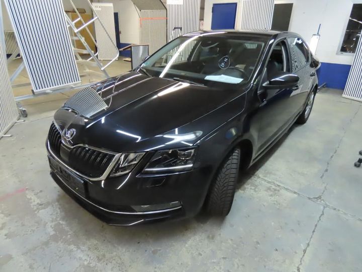 SKODA OCTAVIA 2017 tmbaj9ne4j0108360