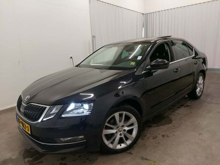 SKODA OCTAVIA 2017 tmbaj9ne9j0210396