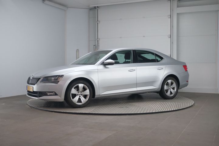 SKODA SUPERB 2016 tmbaj9np0g7064133