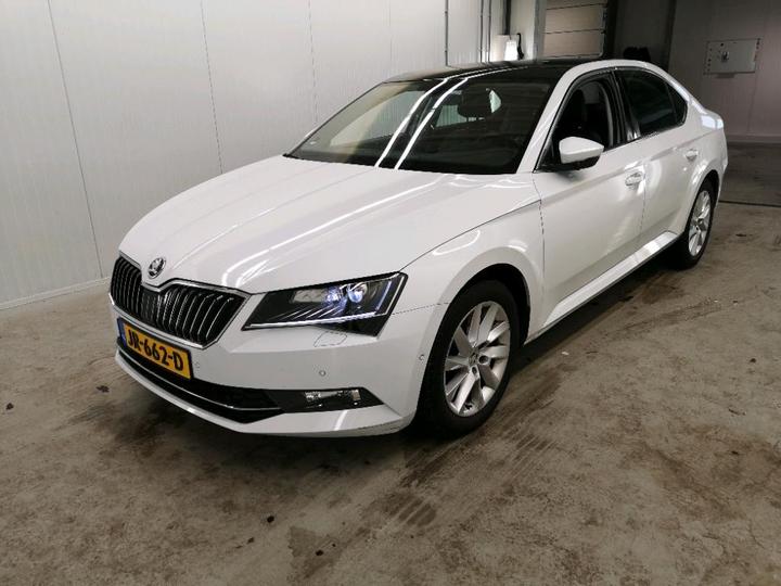 SKODA SUPERB 2016 tmbaj9np5g7085124