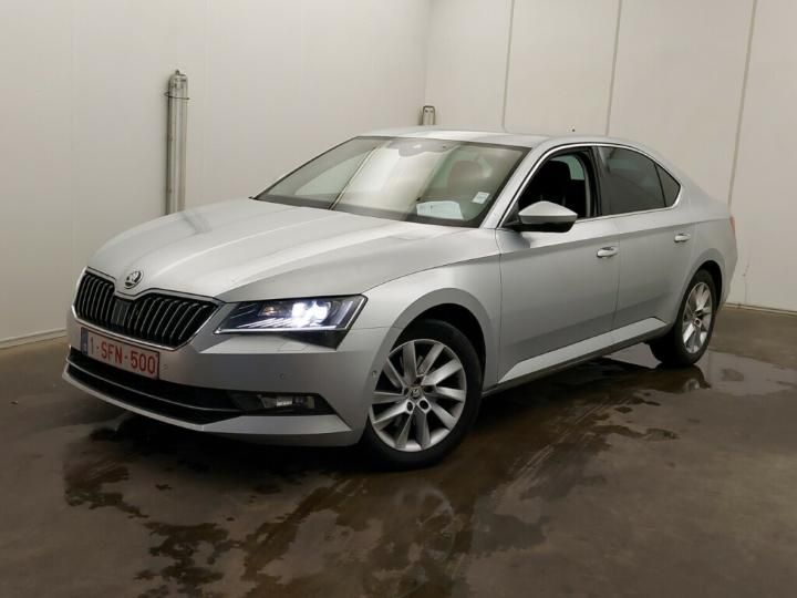 SKODA SUPERB 2017 tmbaj9npxh7547596