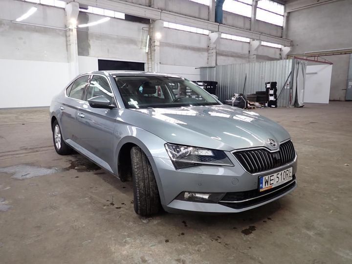 SKODA SUPERB 2017 tmbal7np0j7524817