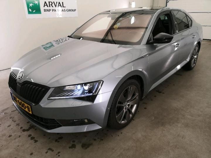 SKODA SUPERB 2017 tmbal9np1h7528039