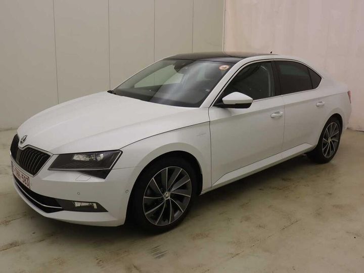 SKODA SUPERB 2017 tmbal9np8j7537326