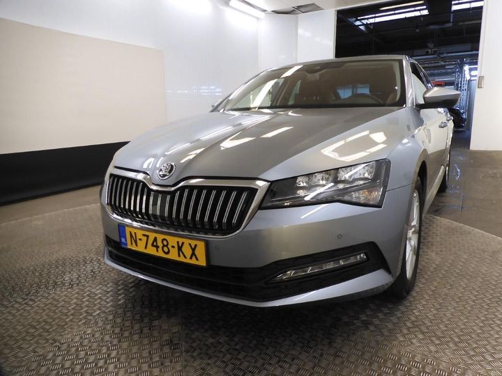 SKODA SUPERB 2021 tmban7np3m7047251