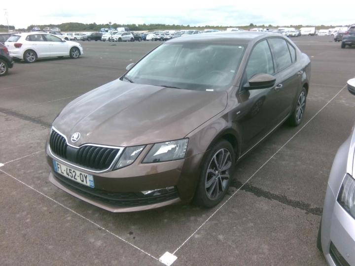 SKODA OCTAVIA 2019 tmbap7ne6l0058146