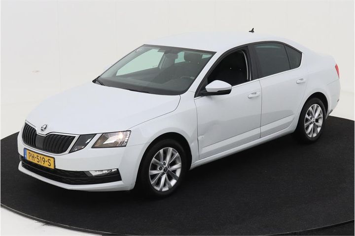 SKODA OCTAVIA 2017 tmbap9ne0j0081141