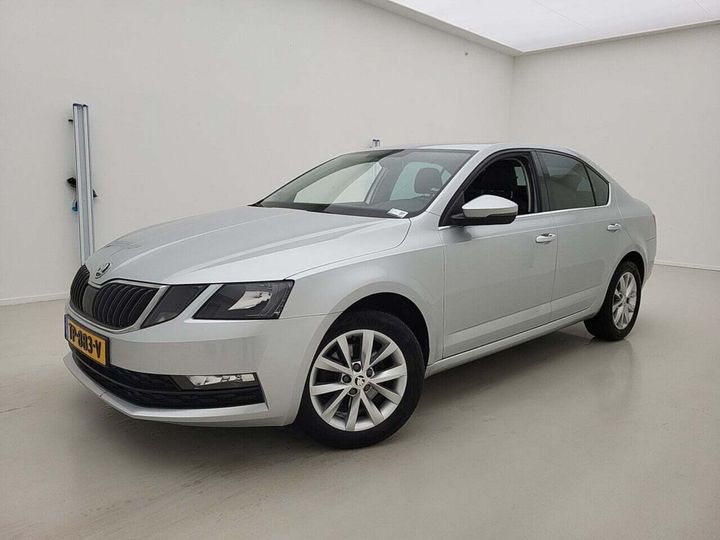 SKODA OCTAVIA 2018 tmbap9ne0j0349900