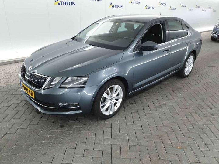 SKODA OCTAVIA 2019 tmbap9ne0l0022383