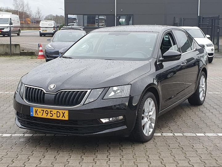 SKODA OCTAVIA 2020 tmbap9ne0l0113041