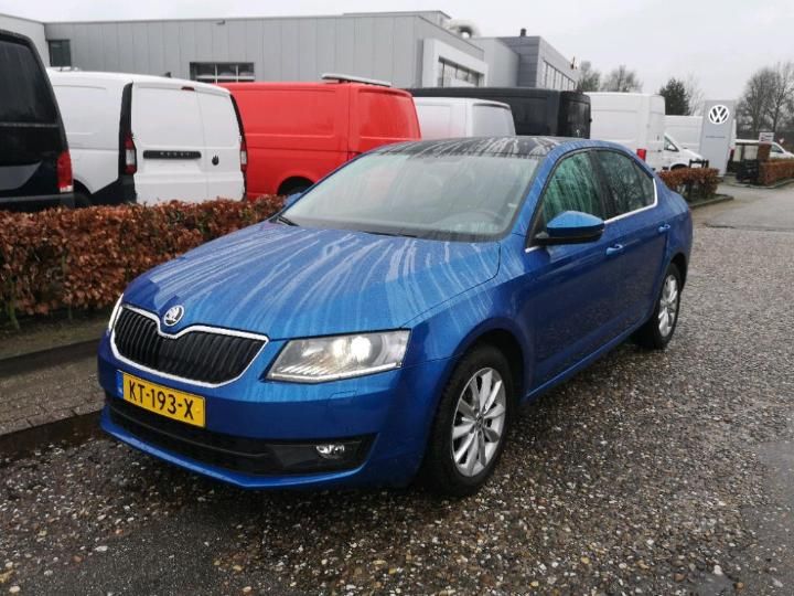 SKODA OCTAVIA 2016 tmbap9ne2h0121813