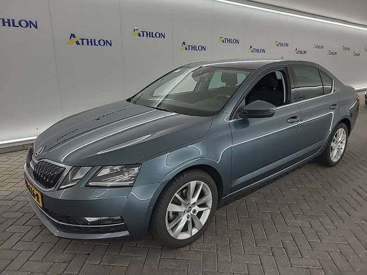 SKODA OCTAVIA 2018 tmbap9ne2k0075102