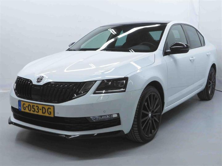 SKODA OCTAVIA 2019 tmbap9ne2l0016696