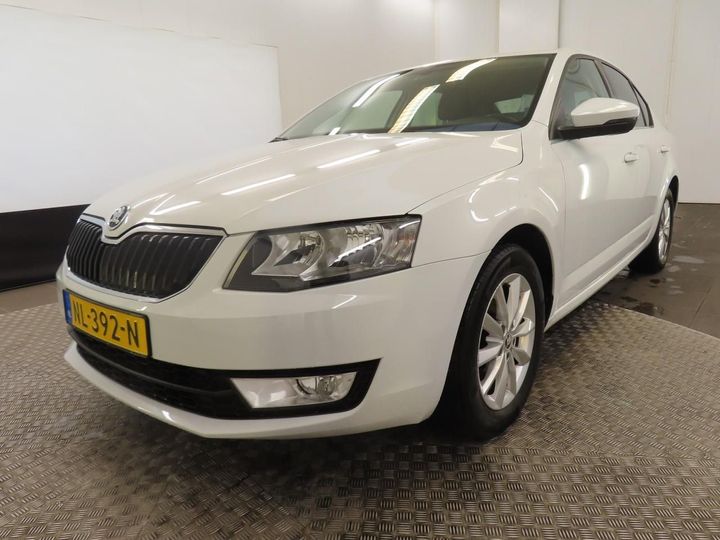 SKODA OCTAVIA 2017 tmbap9ne5h0140940