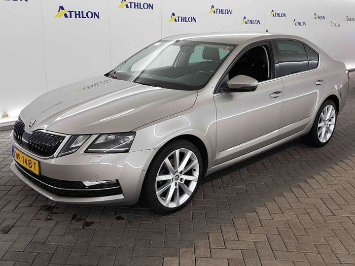 SKODA OCTAVIA 2017 tmbap9ne6j0039394