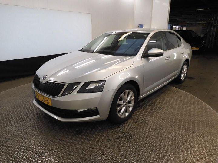 SKODA OCTAVIA 2017 tmbap9ne6j0078308