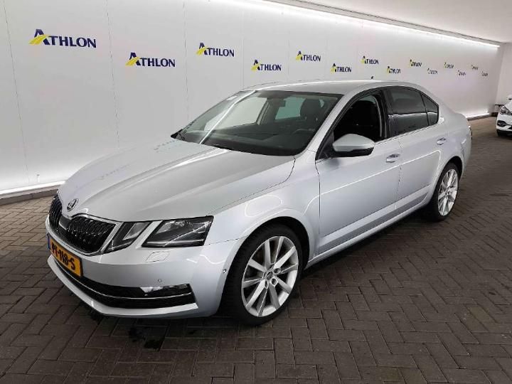 SKODA OCTAVIA 2017 tmbap9ne6j0150107