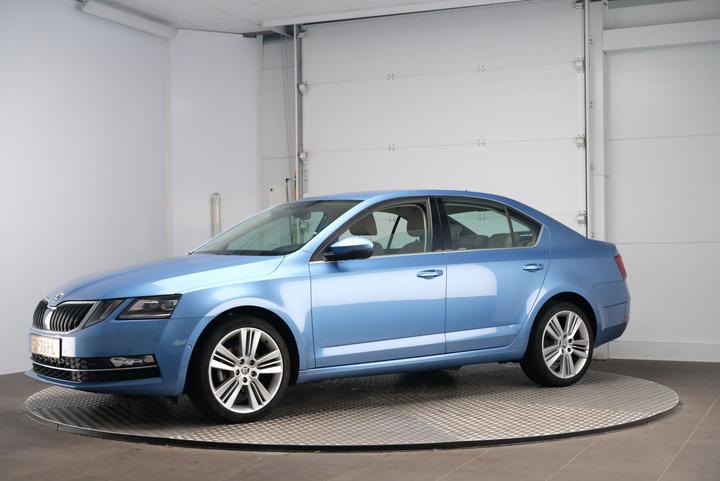 SKODA OCTAVIA 2018 tmbap9ne7j0350266