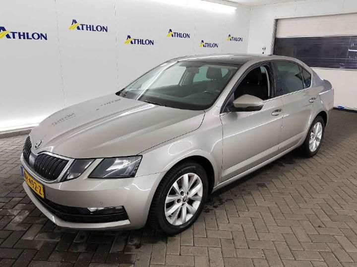 SKODA OCTAVIA 2017 tmbap9ne8j0043141