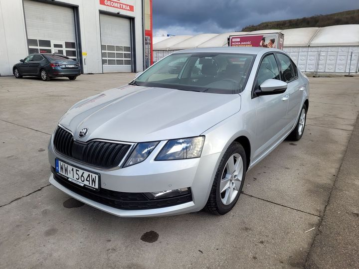 SKODA OCTAVIA 2019 tmbar7ne7k0152786