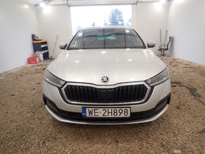 SKODA OCTAVIA 2020 tmbar7nx1my072261