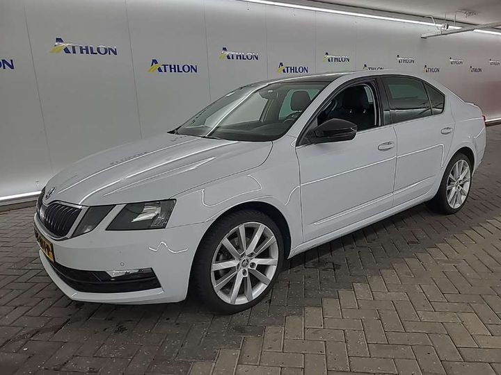 SKODA OCTAVIA 2019 tmbar9ne0k0192882