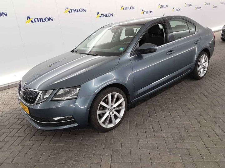 SKODA OCTAVIA 2018 tmbar9ne1j0335448