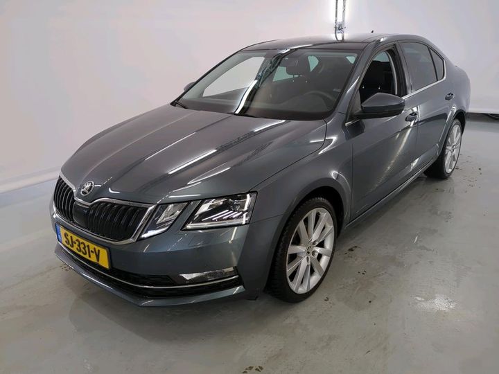 SKODA OCTAVIA 2018 tmbar9ne4j0310804