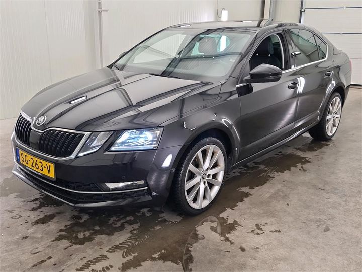 SKODA OCTAVIA 2018 tmbar9ne5j0302260