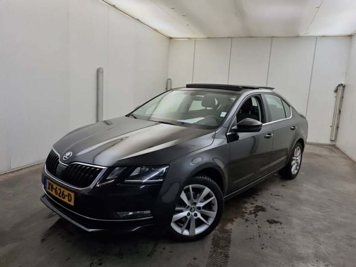 SKODA OCTAVIA 2019 tmbar9ne5k0165175