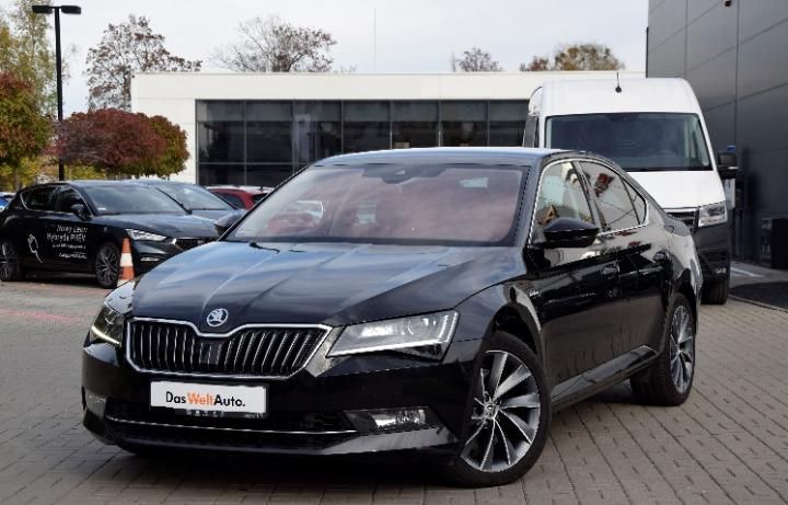 SKODA SUPERB 2018 tmbce9npxj7603474