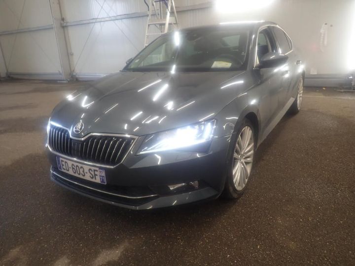 SKODA SUPERB 2016 tmbcj7np3h7014857