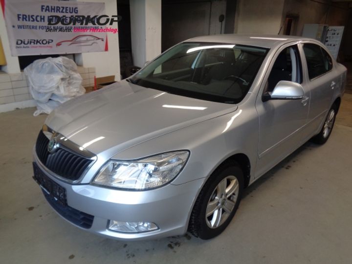 SKODA OCTAVIA 2010 tmbcm61z2b2059995