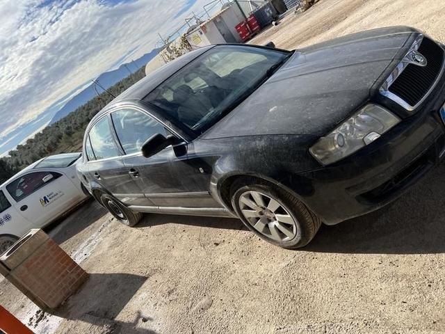 SKODA SUPERB 2006 tmbcr63u469111059